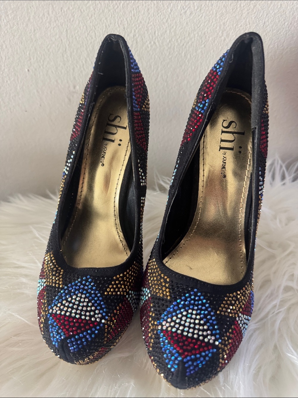 Shi by JOURNEYS Black Pumps with Multicolor Bead Detailing